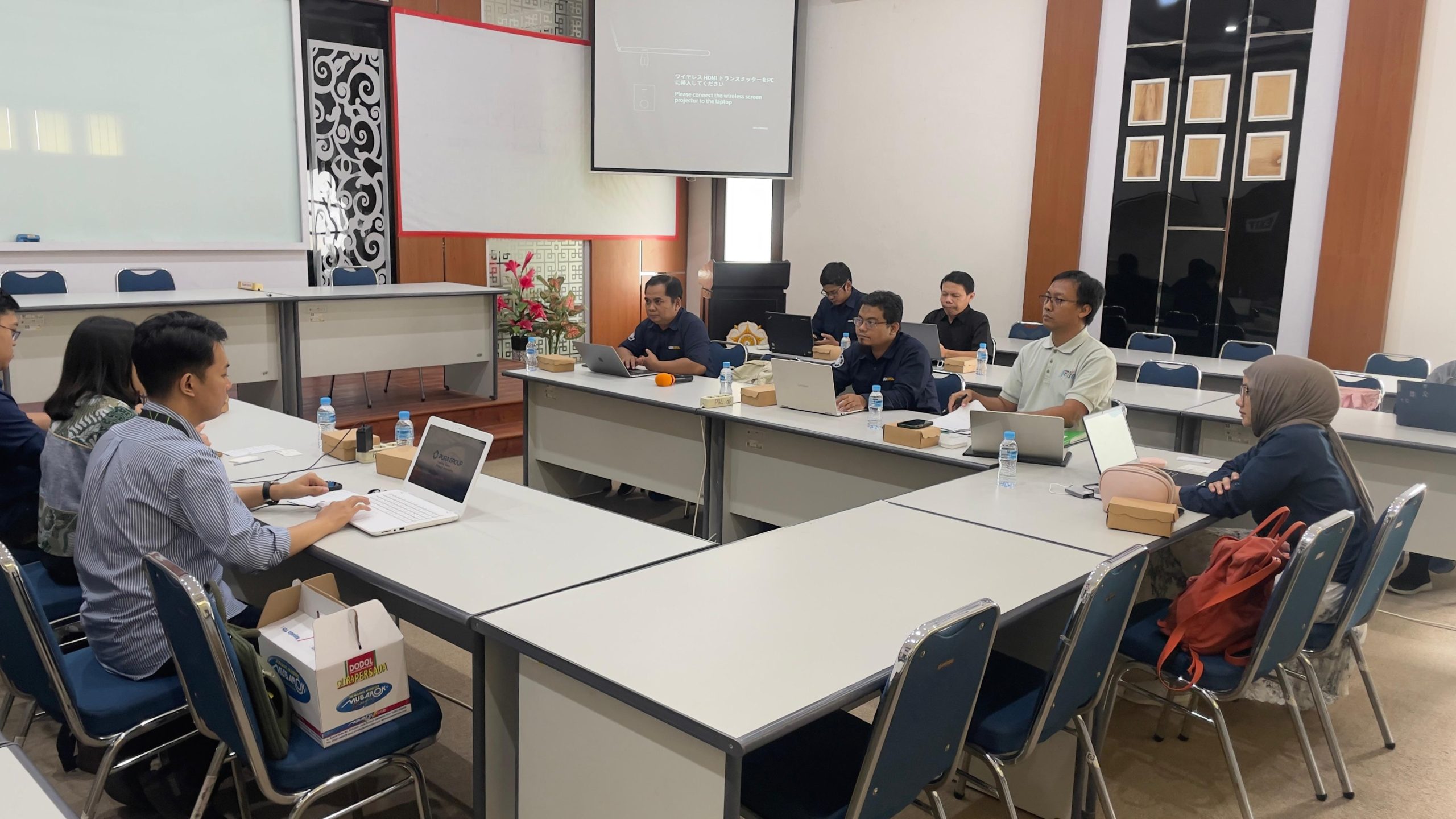 Pihak DTM dan PT Pura Barutama berdialog untuk kerjasama